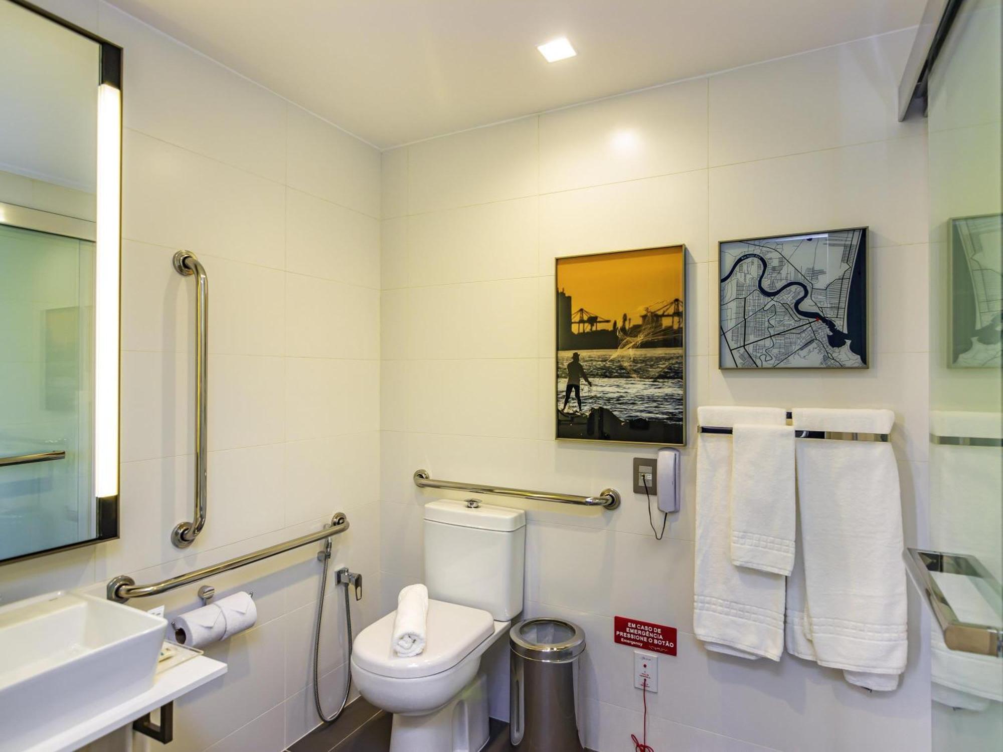 Adapted Superior Apartment,1146636037:JPEG